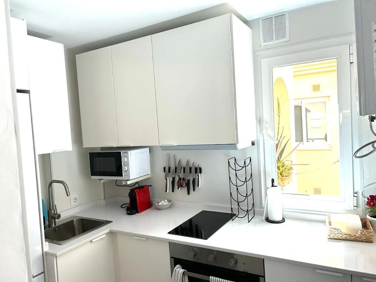 Apartamento Los Lances En Primera Linea De Playa Con Piscina Tarifa 0*,