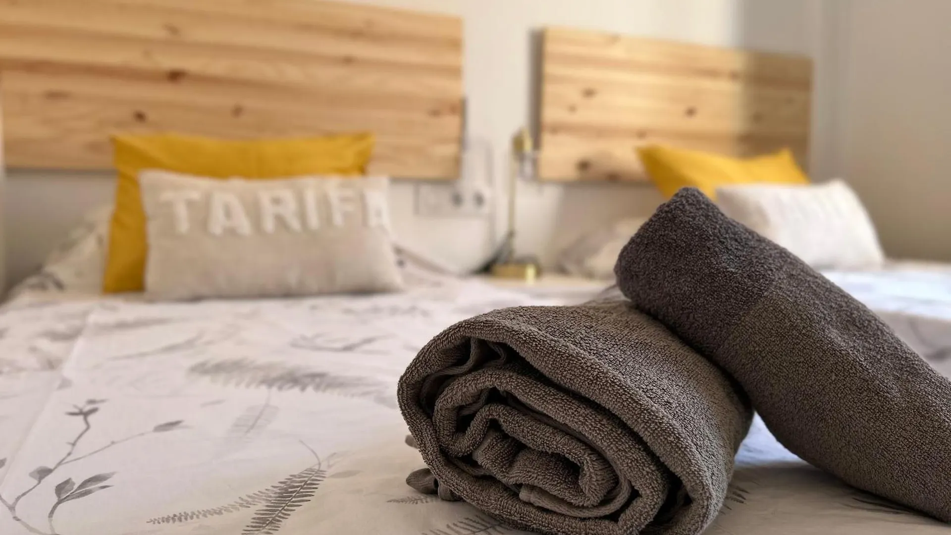 Apartamento Los Lances En Primera Linea De Playa Con Piscina Ταρίφα 0*,  Ισπανία